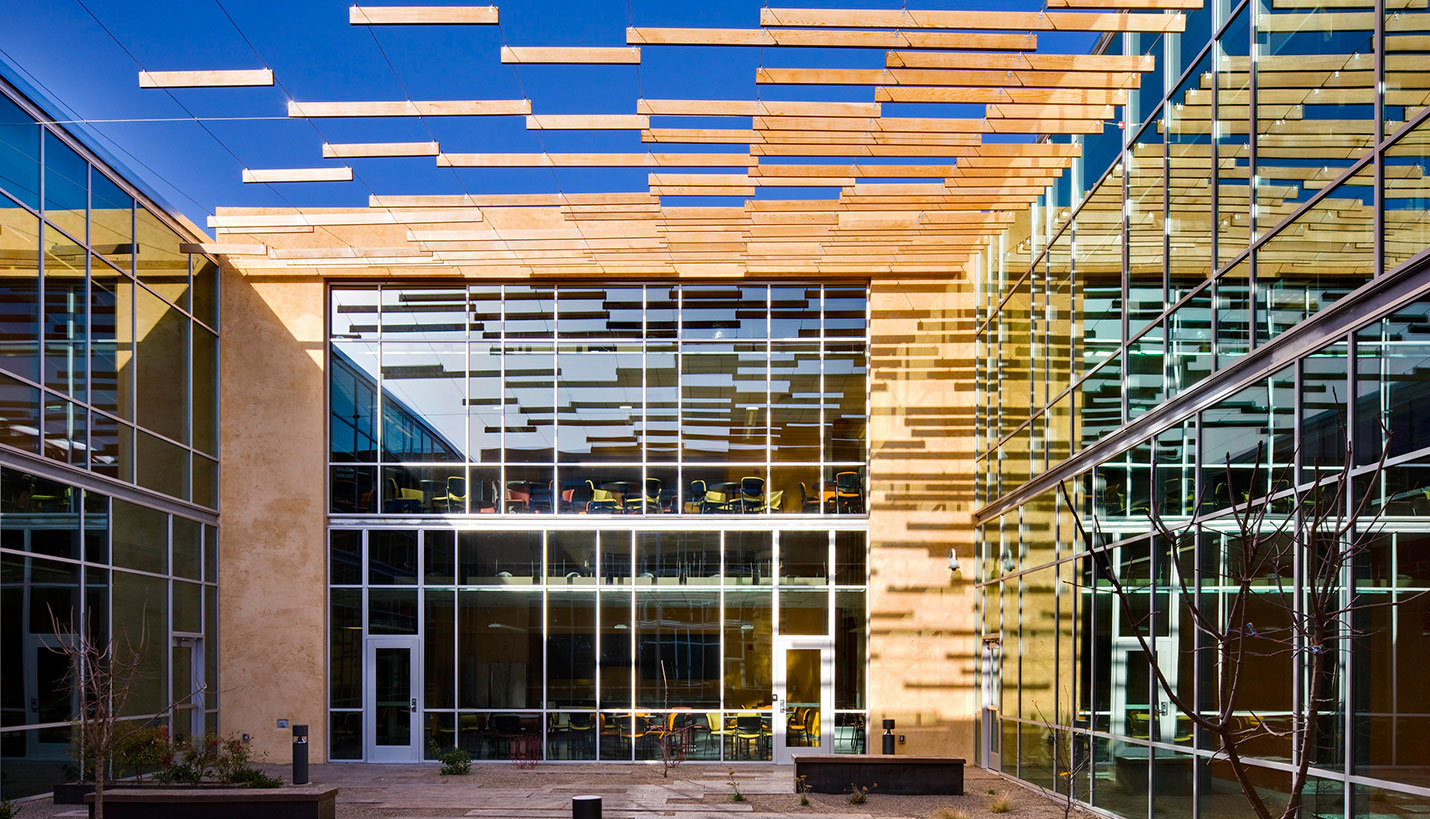 GSA Office Building – Southwest Region / Albuquerque, NM - © Patrick Coulie